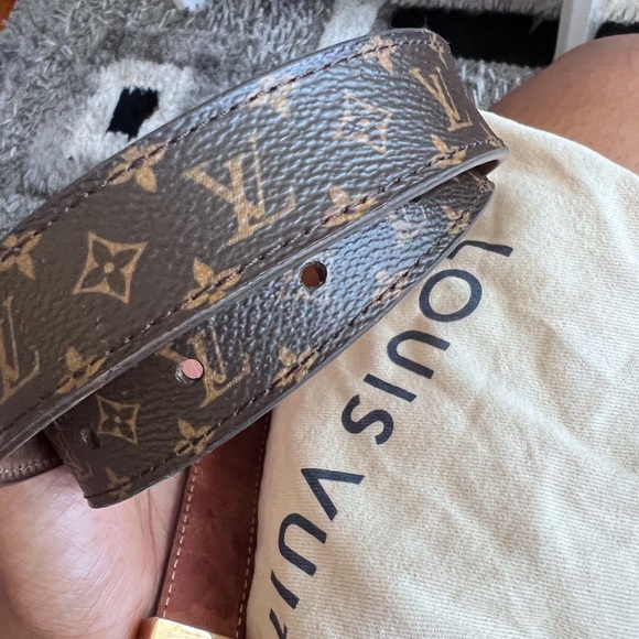 Lv women belt - Picture 2 of 3